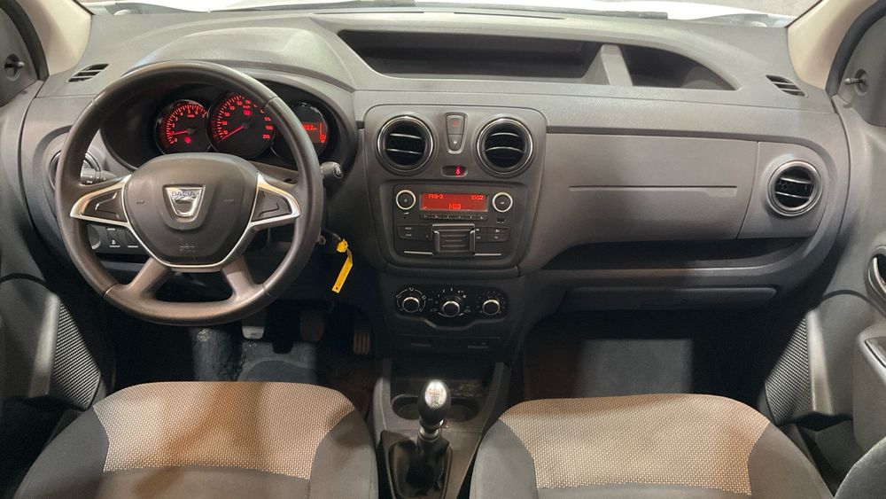 Dacia Dokker 1.5 DCI 95cv 5 Lugares Essential Nacional 2020 1 Dono