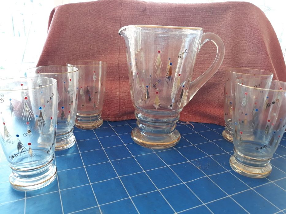 Copos + jarro de água