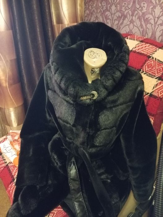 Продам шубку з еко хутра