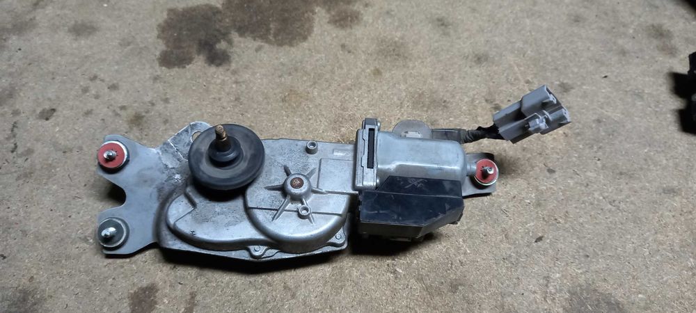 Моторчик стеклоочистилея задний Lexus RX350 2010-2015 год.