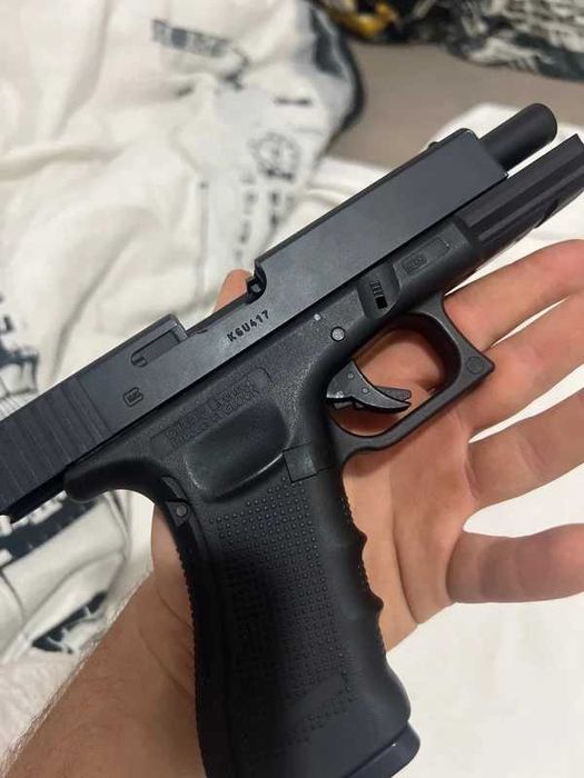Sprzedam klock17 gen 4 co 2 blow back bb