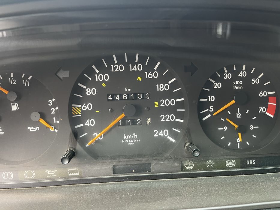 mercedes w124.