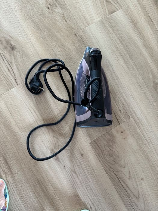 Ferro a vapor Rowenta