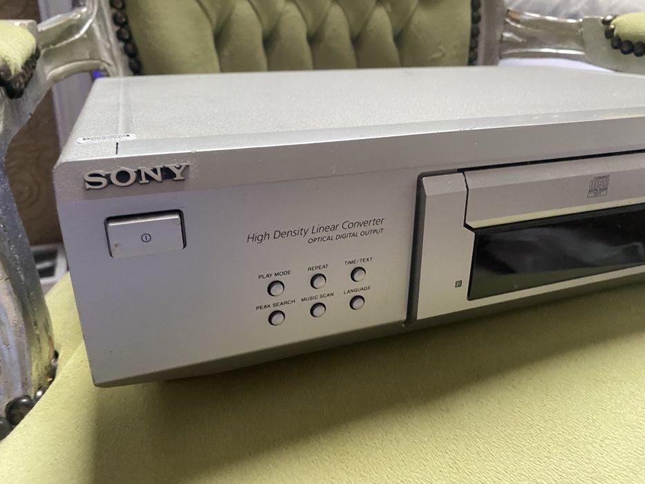 Odtwarzacz cd CDP XE 530 Sony text pilot