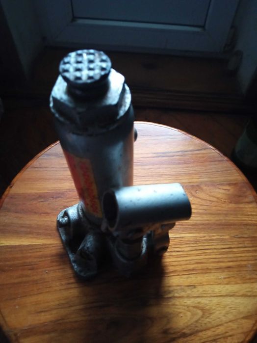 домкрат гидравлический