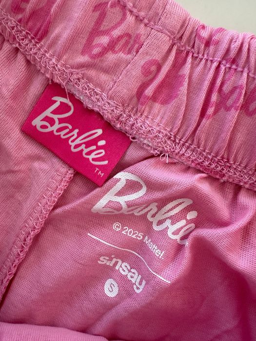 Piżama krótki rękaw krótkie spodenki pink barbie Sinsay