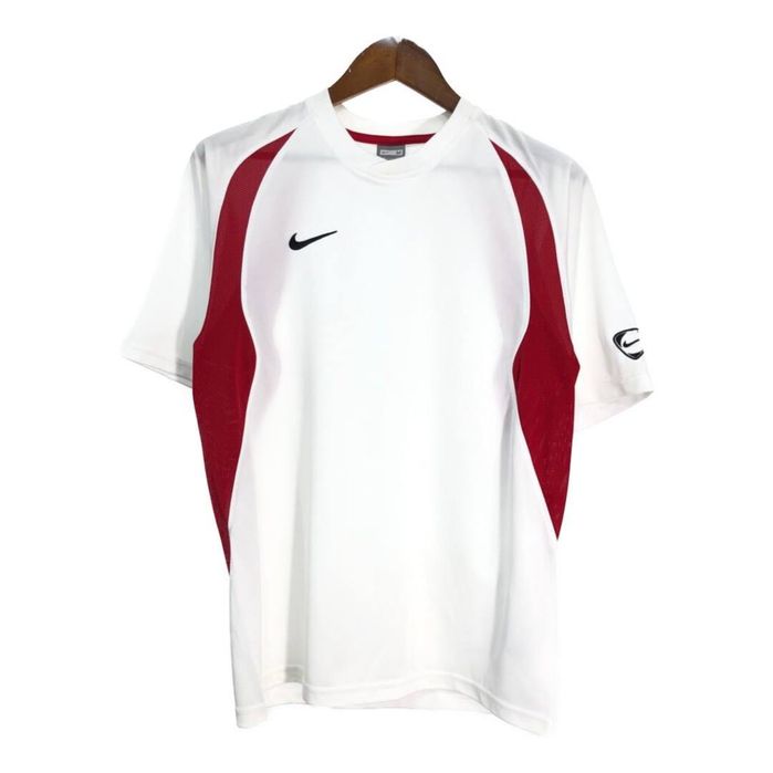 Біла футболка Nike Dry Legend з технологією Dri-FIT