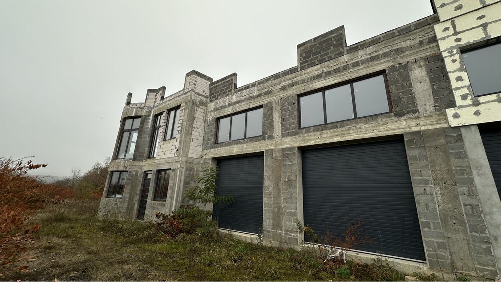 Продається частина будівлі