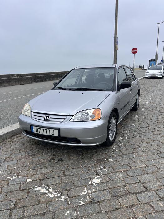 Honda Civic ES 1.4