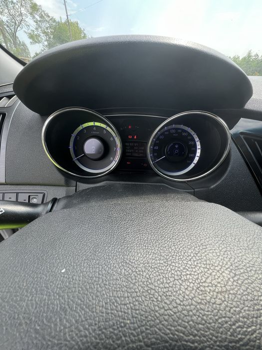 Hyundai sonata y20 2011
