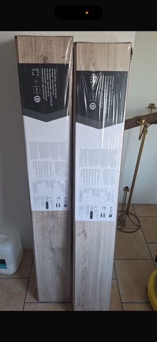 Panele podlogowe nowe 19,17 m2