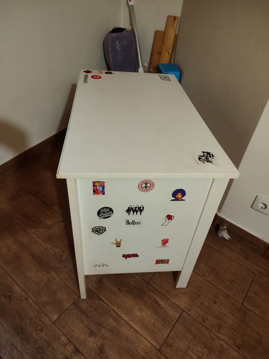 Secretária IKEA Brusali