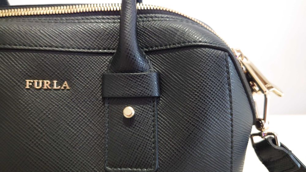 Mala preta FURLA nova com etiqueta
