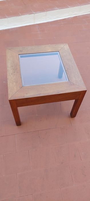 Mesa de centro (madeira)