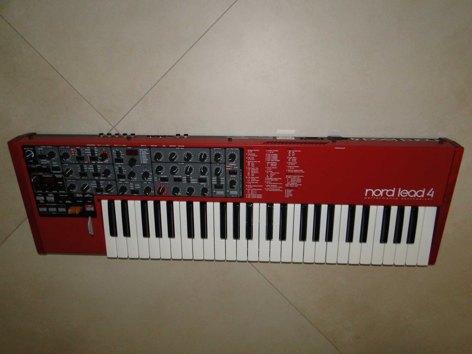 鍵盤楽器 CLAVIA NORD LEAD 4 Amazon | CLAVIA NORD LEAD 4 シンセサイザー | リード | 楽器