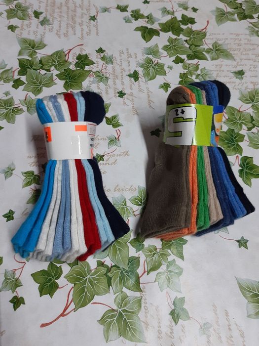 14 pares de meias para recém-nascido, etc