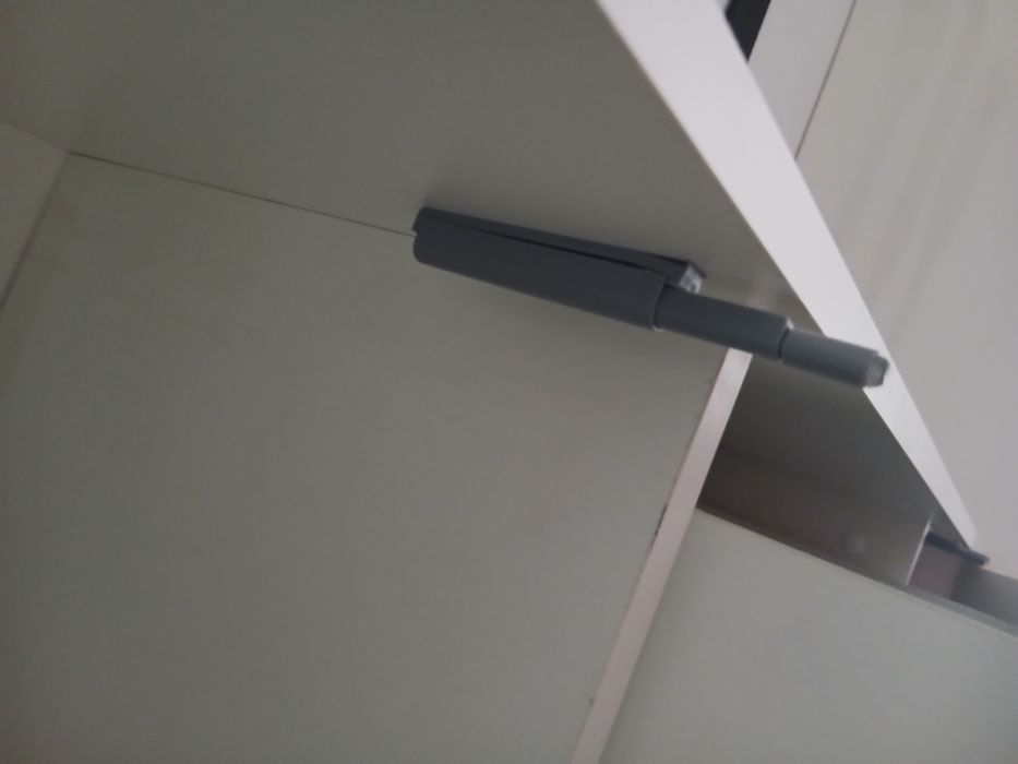 Aparador Branco gavetas e portas