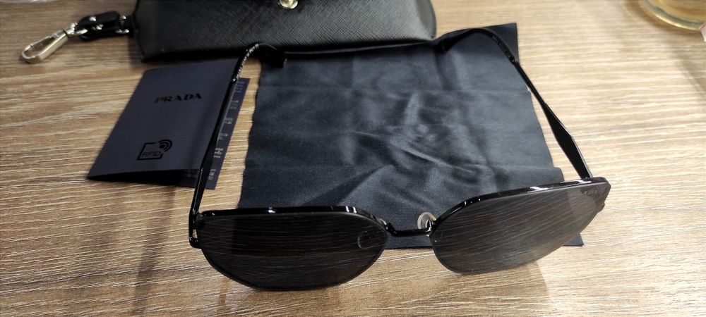 Окуляри, очки Prada