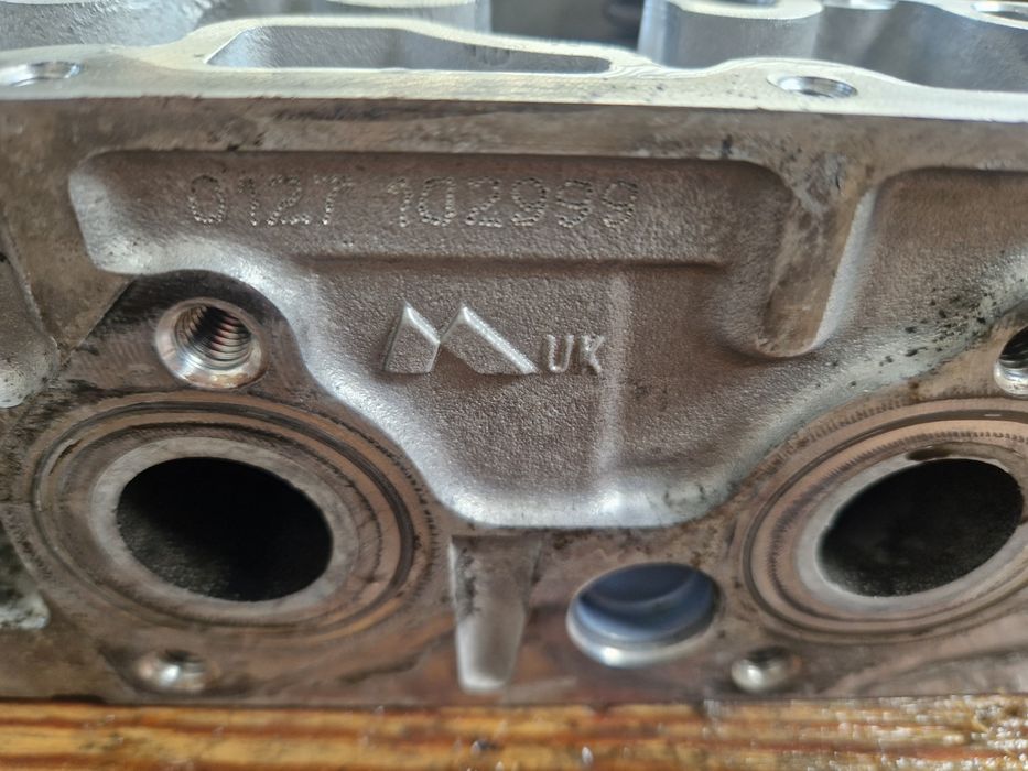 Cabeça motor 1.6hdi 112cv 8v