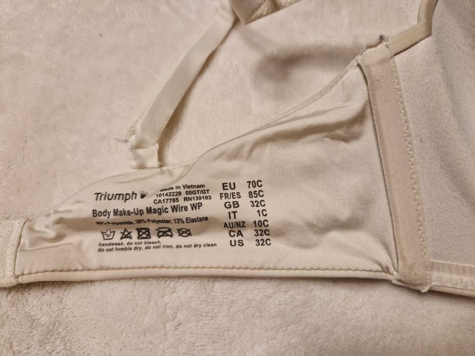 biustonosz triumph 3 sztuki 70 B/C