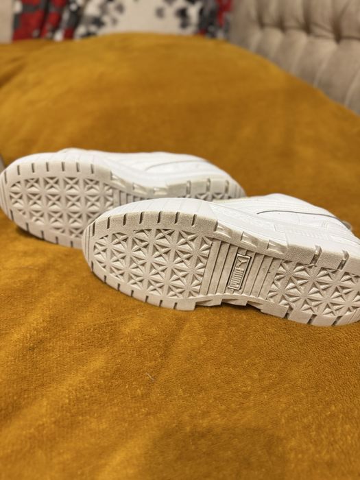 Кросівки Puma Mayze Classic 38 р
