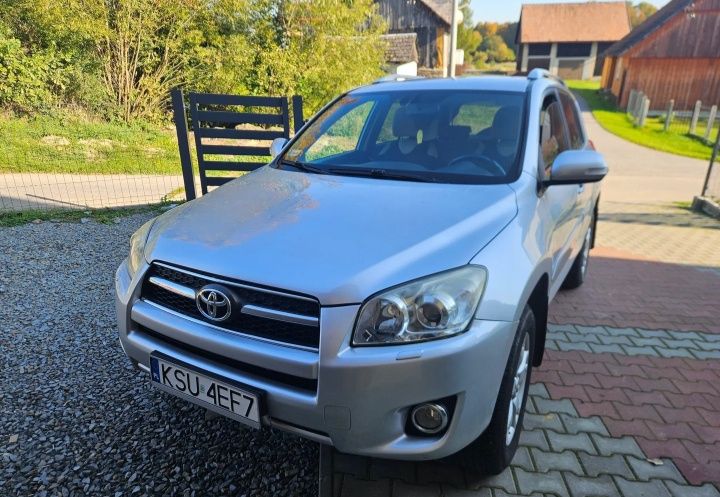 Продам Toyota Rav4 2,2 TDI AWD