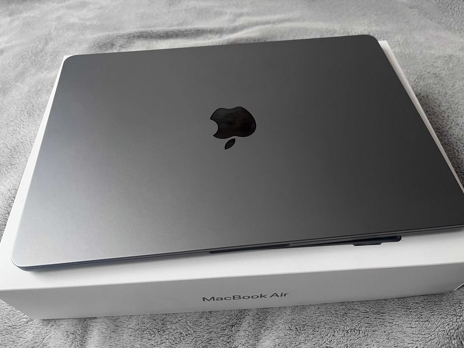 Macbook Air 2024 13,6'' M3 8GB RAM 256 GB, SSD macOS