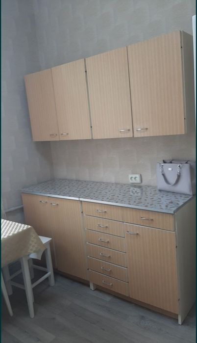 Сда  комнату, пр-кт Богдана Хмельницкого,  рядом с проспектом О.Поля