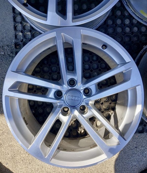 Диски Audi 5/112 r18 оригінал