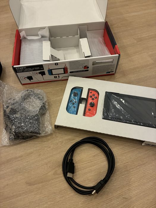 Nintendo Switch v2 - Como nova