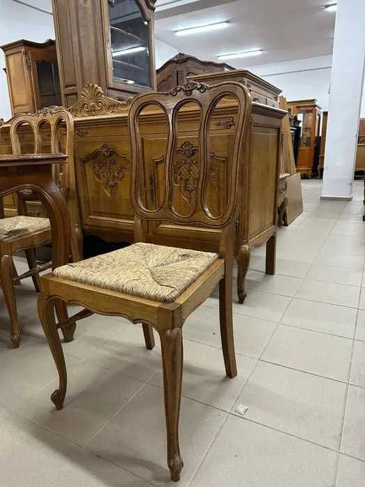 Stół rozkładany w stylu ludwikowskim z krzesłami. Transport cały kraj.
