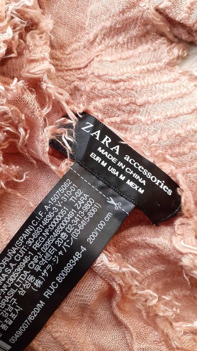 Lenço rosa grande zara