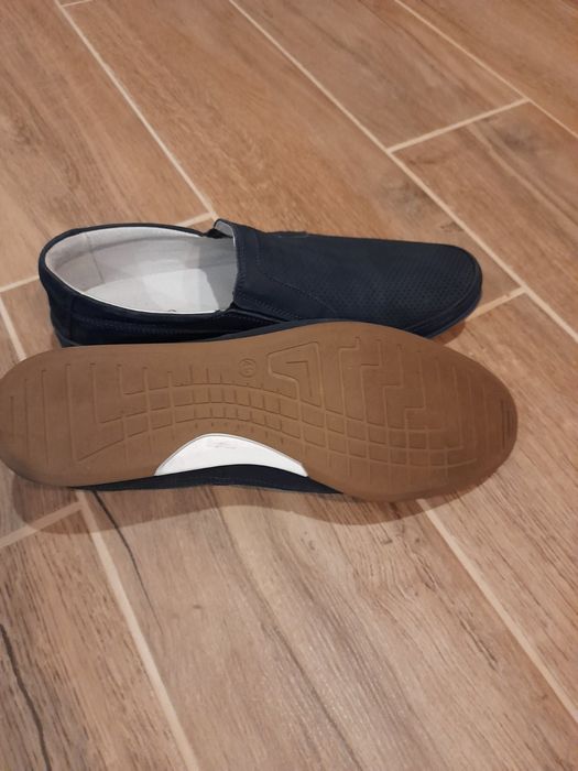 Шкіране в взуття виробник польща