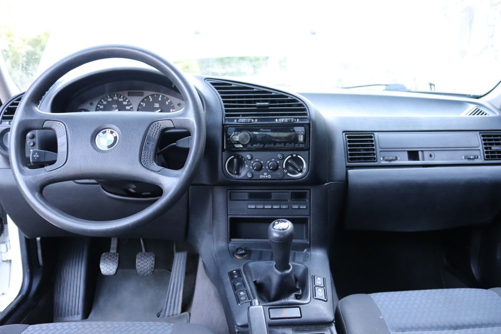 Bmw 318i e36 1800