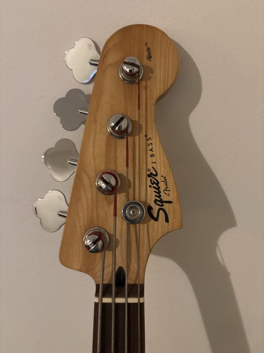 Squier Affinity J Bass by Fender