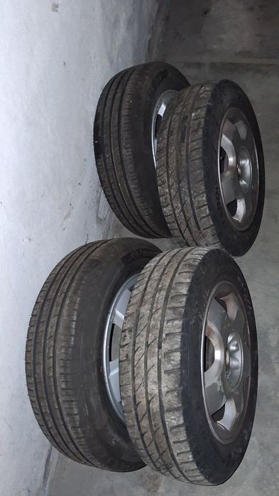 Conjunto de Pneus e Jantes Opel Corsa