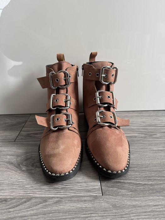 Efektowne botki ze skóry Topshop 41