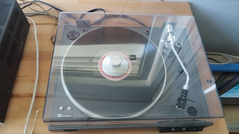 Gramofon Sony ps x 6