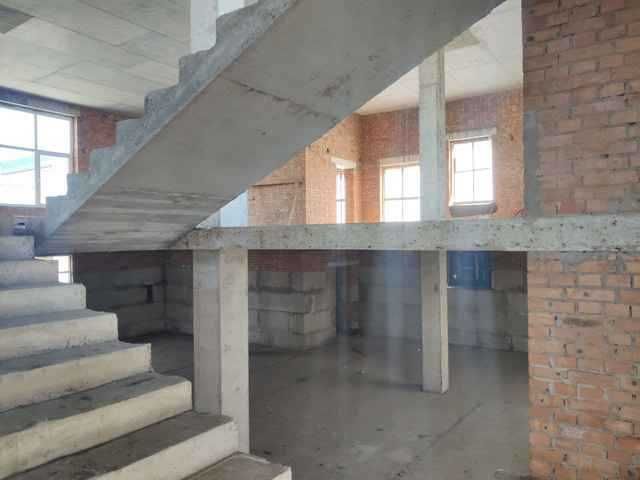 продаж комерційного приміщення під ресторанний бізнес