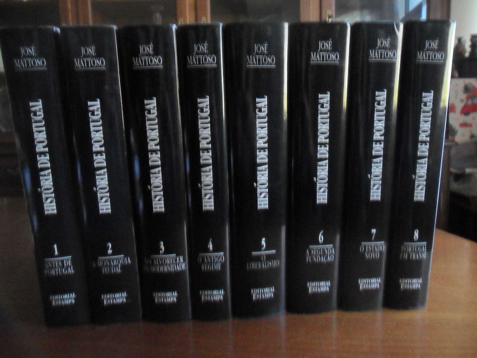 "HISTÓRIA DE PORTUGAL" - 8 Vol - Direcção de José Mattoso - Ed 1993/94