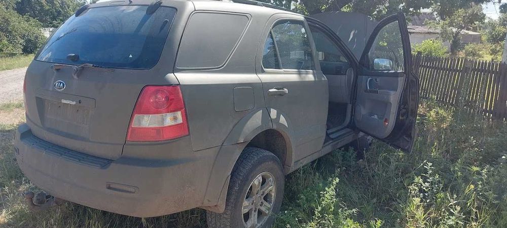 kia sorento двери