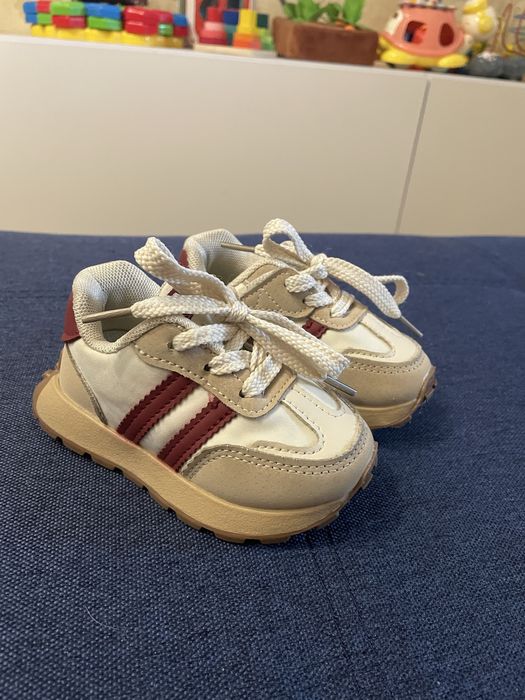 Кроссовки для мальчика