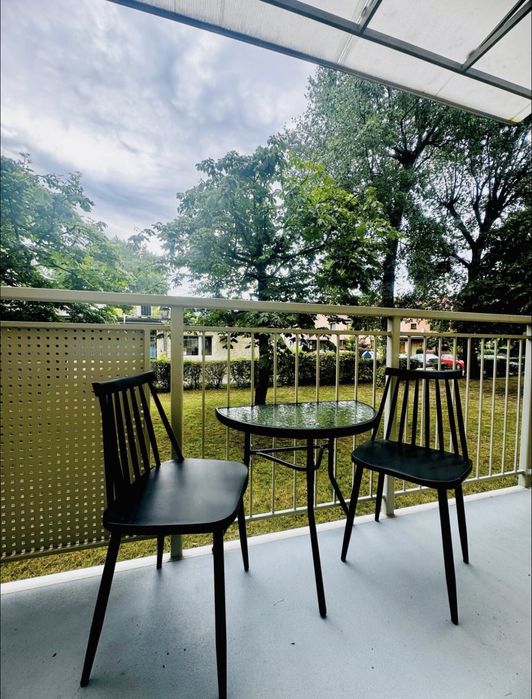 Apartmanet w centrum z balkonem! Darmowy parking! Na doby! 1-2 osoby!