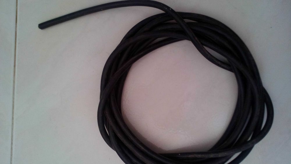 Cabo eléctrico flexível para reboque ou caravana cor preto