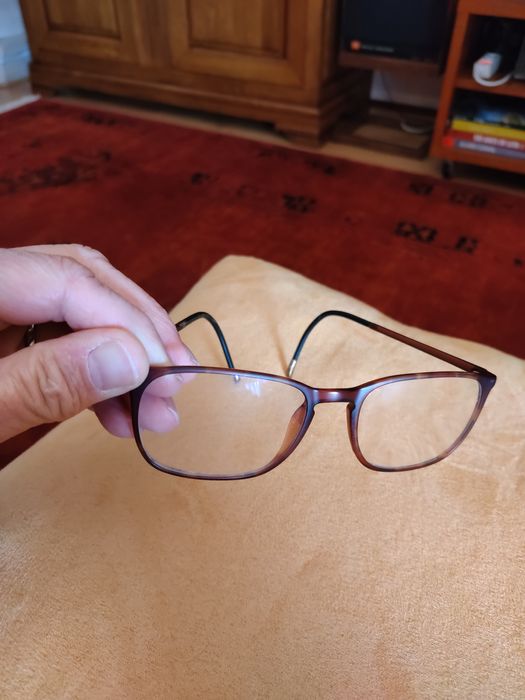 Óculos Silhuette como novos