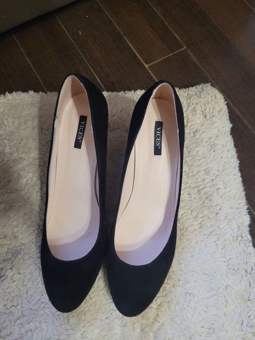 Buty czółenka czarne rozmiar 40