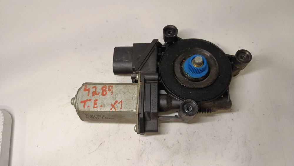 Motor vidro trás esquerdo BMW X1 (E84)