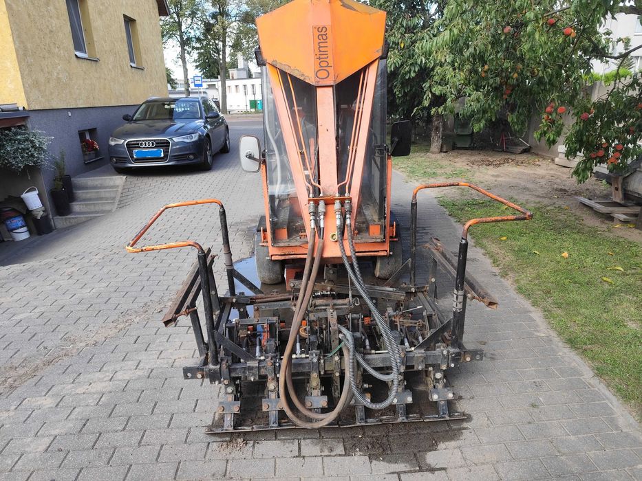 Układarka do kostki OPTIMAS AUTOMATIC H66