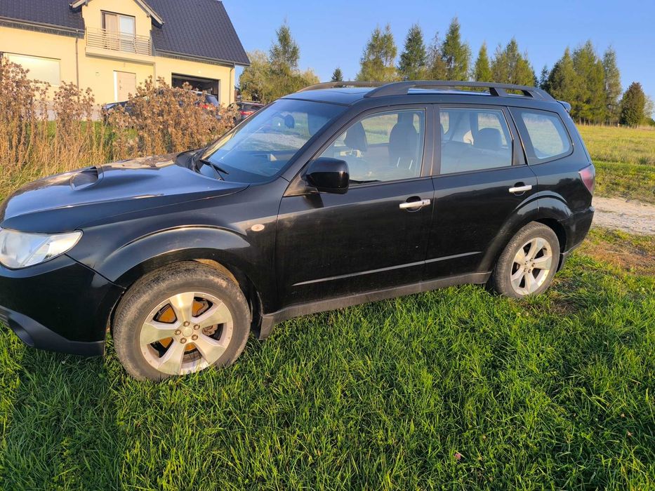 Sprzedam samochód subaru