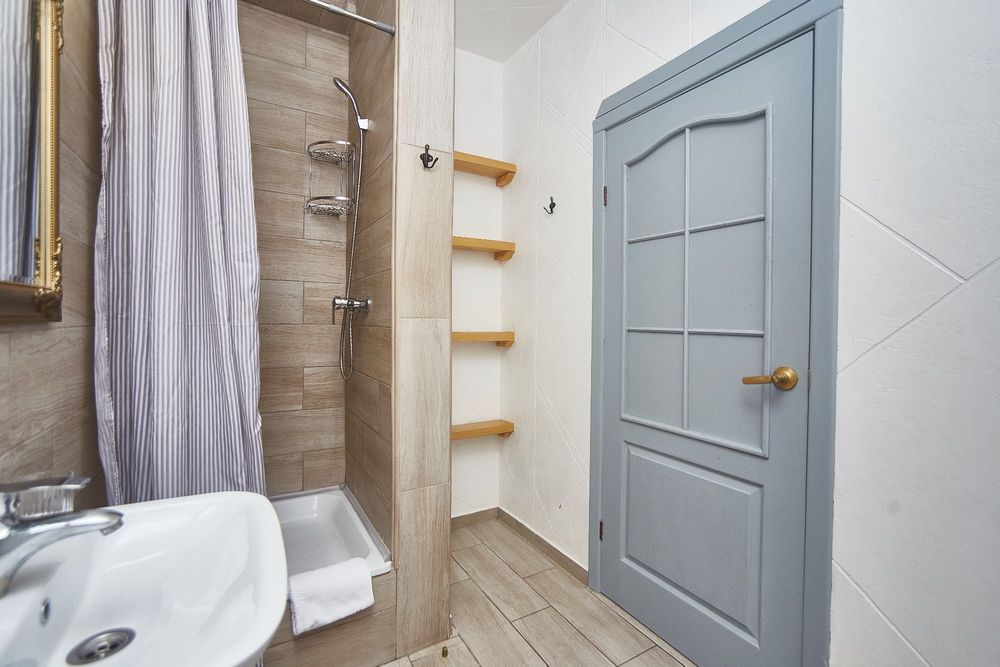 Квартира ЖД Вокзал Посуточно Одесса ЖК 34 Жемчужина  Бассейная 6а